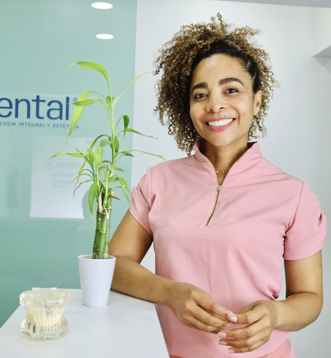Dr. Alejandra Grueso at ALDental